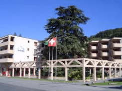 Hotel le Cèdre Hotelfoto voorzijde